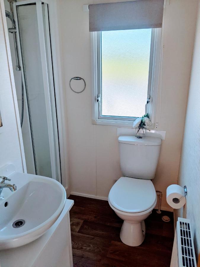 4 Berth Couples And Family Caravan In Beautiful Newquay Bay Resort Εξωτερικό φωτογραφία